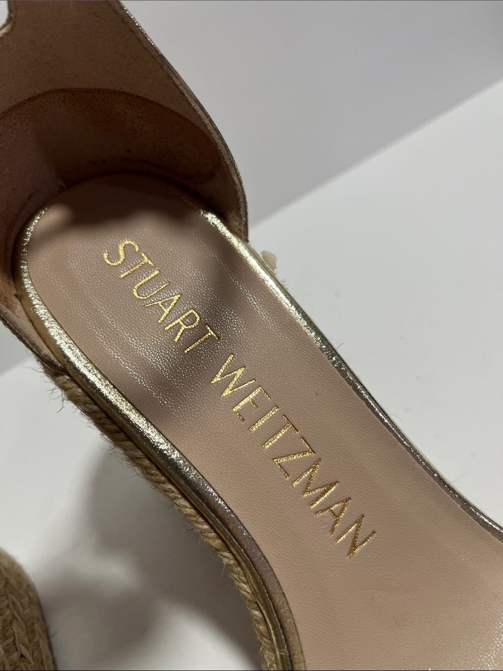 Stuart Weitzman Metallic Gold Espadrille Wedge Sandals Sz 37.5 - Picture 4 of 7